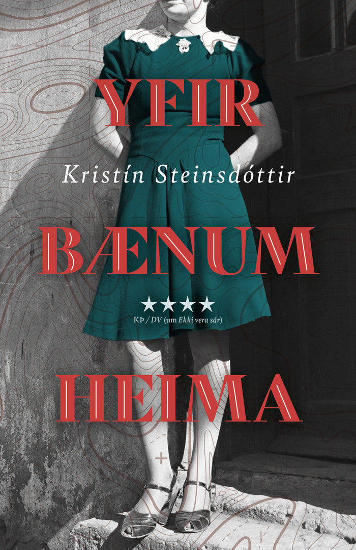Yfir bænum heima